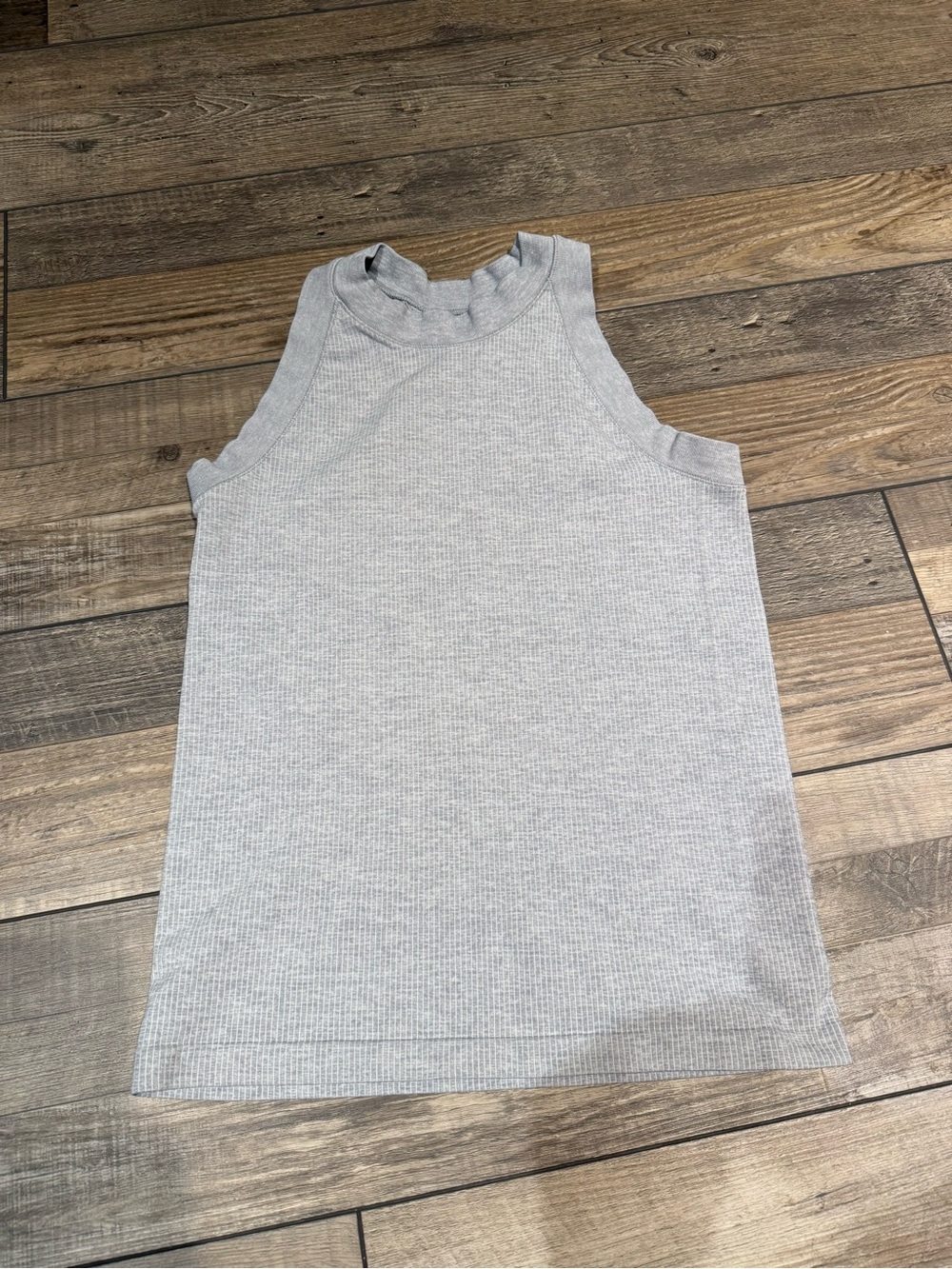 Athleta Renew Halter Tank Top Medium EUC